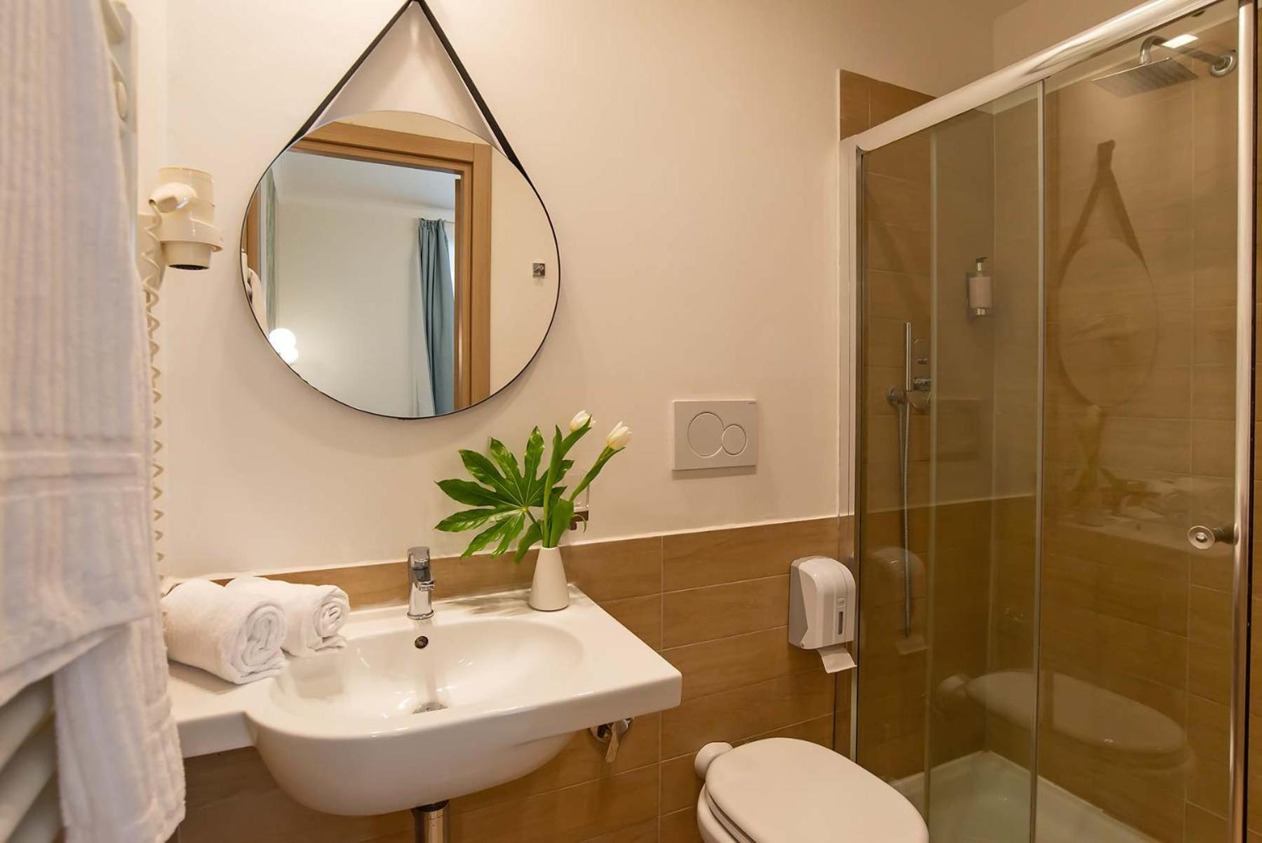 94Rooms Vatican Guest House - Vigliena Rome Exterior photo